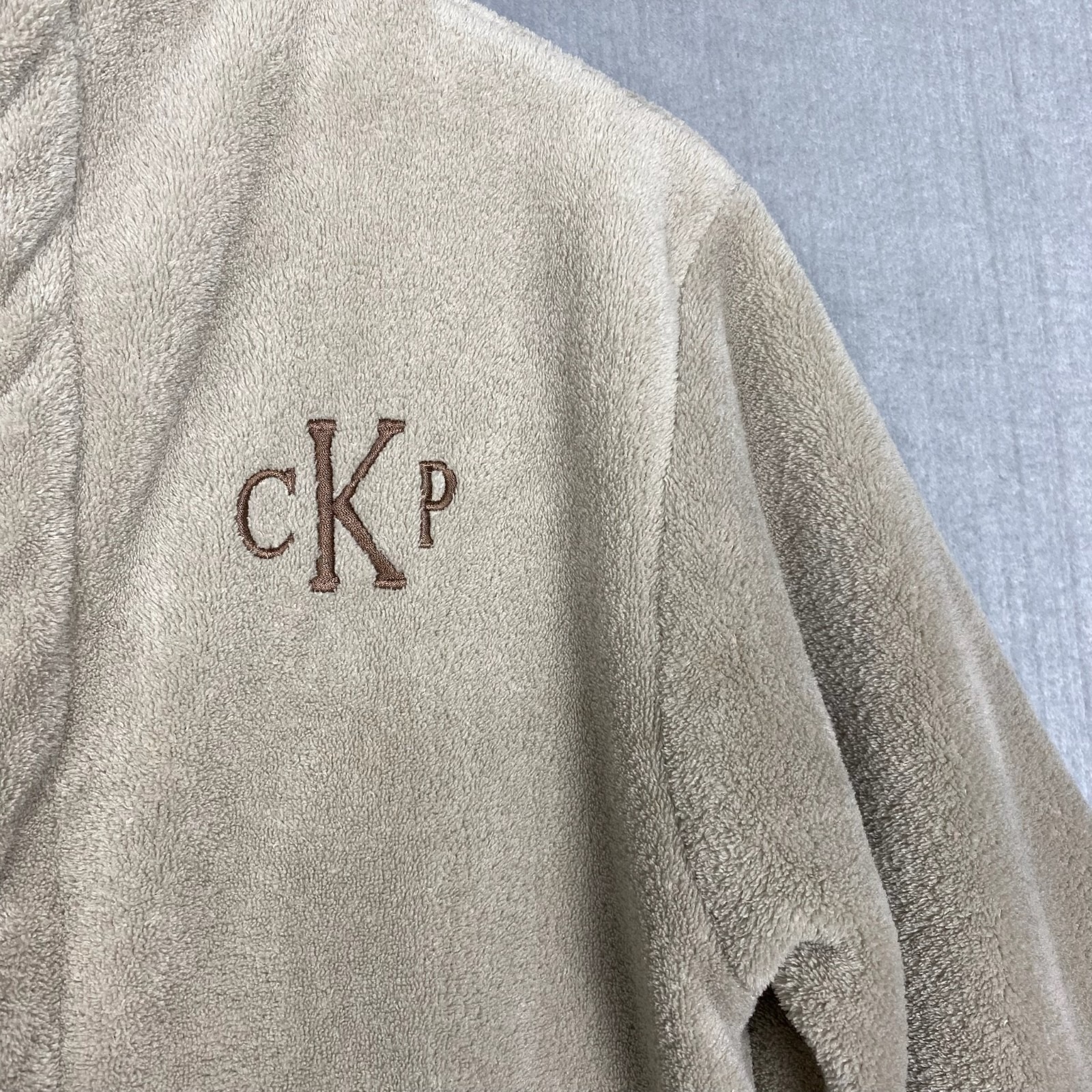 Restoration Hardware Bathrobe Kids 6-7 Years Plush Fleece Belted Hooded Pockets — image 6 of 8